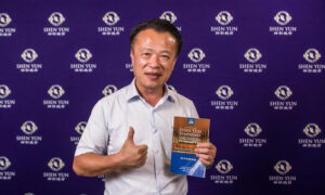 Taiwanese Government Officials Enjoy Their Experiences at a Shen Yun Concert
