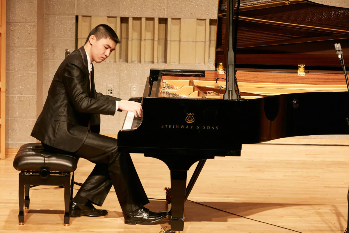 Shih-Yeh Lu from Taiwan is one of the pianists advancing to the finals on Sept. 28, 2019. (NTD)