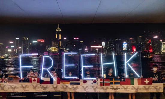 Hongkongers Promise to Protest on Oct. 1 Despite Police Ban