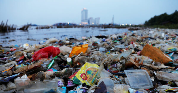 Rubbish, most of which is plastics
