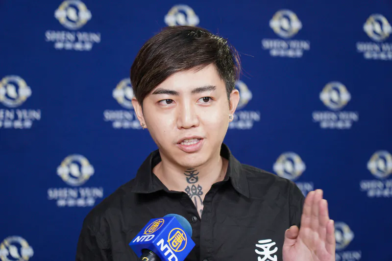 Hsieh Ho-hsien enjoyed Shen Yun Symphony Orchestra at Chung Shan Hall in Taichung city, Taiwan, on Sept. 25, 2019. (Epoch Times)