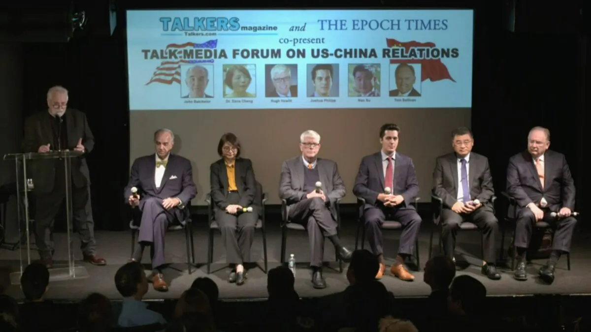 (L to R): John Batchelor (L), radio talk show host at WABC; Dana Cheng, The Epoch Times’ senior editor of China news; Hugh Hewitt, a radio talk show host; Joshua Philipp, Epoch Times senior investigative reporter; Nathan Su, Epoch Times reporter; and Tom Sullivan of Talk Media Network
speak at the Epoch Times and Talk Media Forum on US-China Relations in Manhattan, New York on Oct. 1, 2019. (The Epoch Times)
