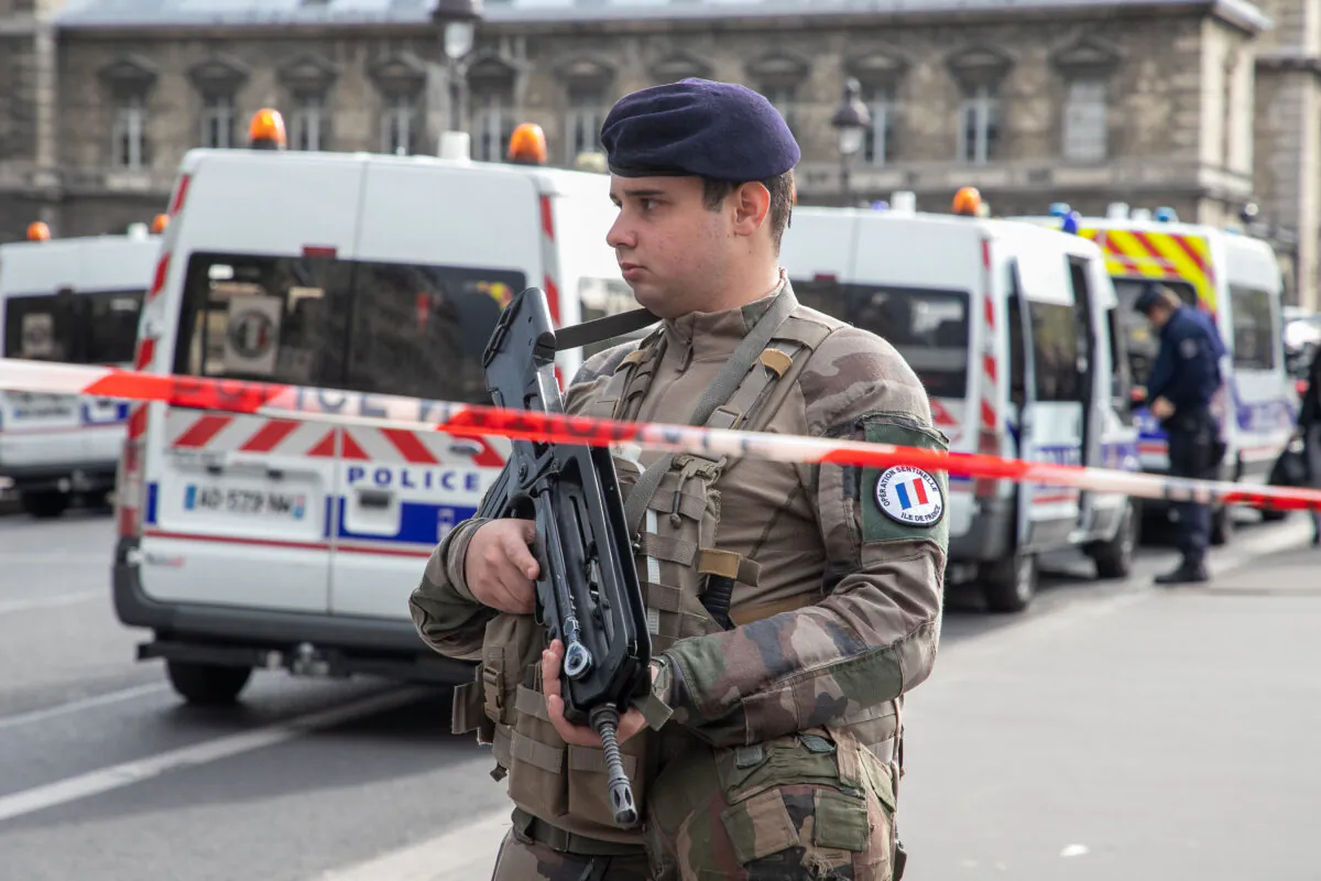 Military personnel block the bridge near Paris Police headquarters after four officers were killed in a knife attack on Oct. 3, 2019 in Paris, France. (Photo by Marc Piasecki/Getty Images)