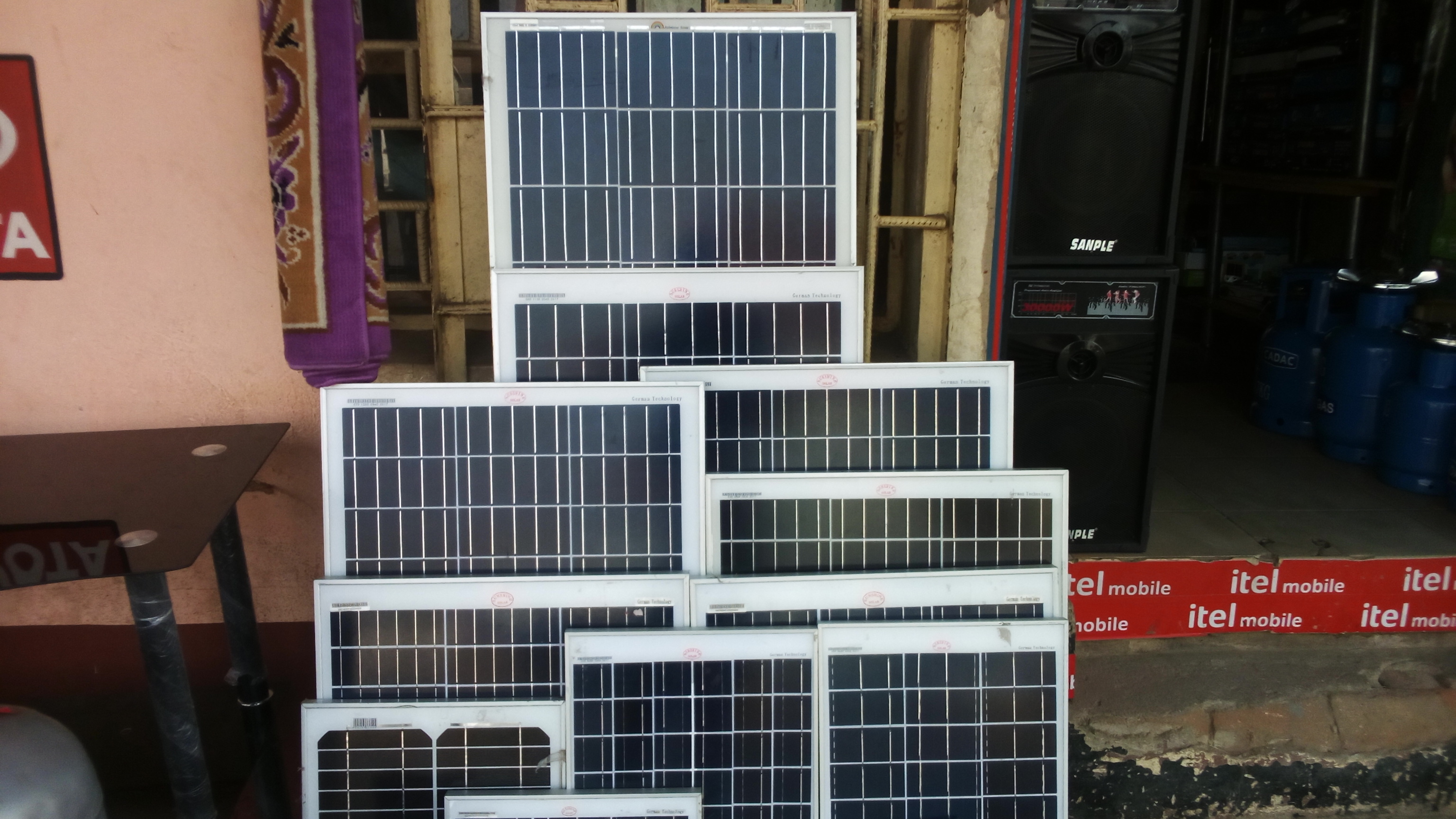 China Floods Zimbabwe Market With Substandard Solar Panels