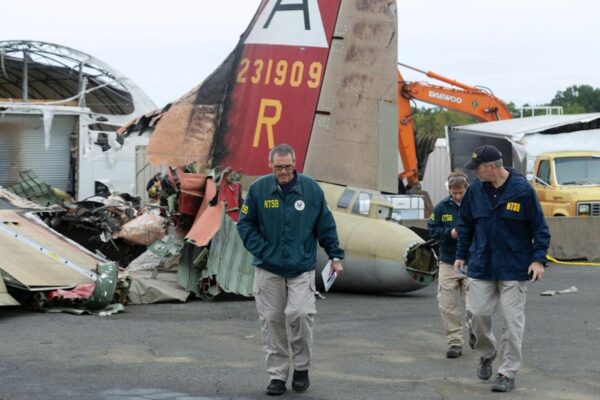 aircrash investigators