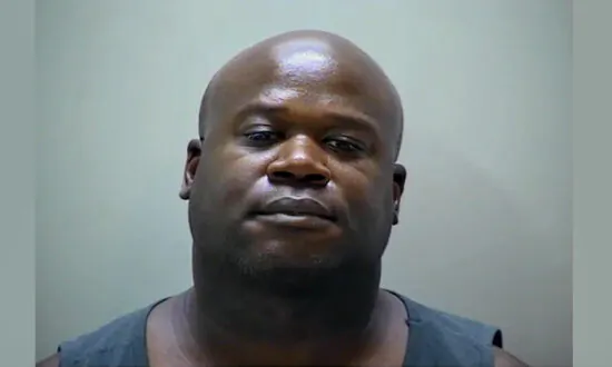 Former NFL Linebacker Questioned After Allegedly Pointing a Gun at Misbehaving Teens