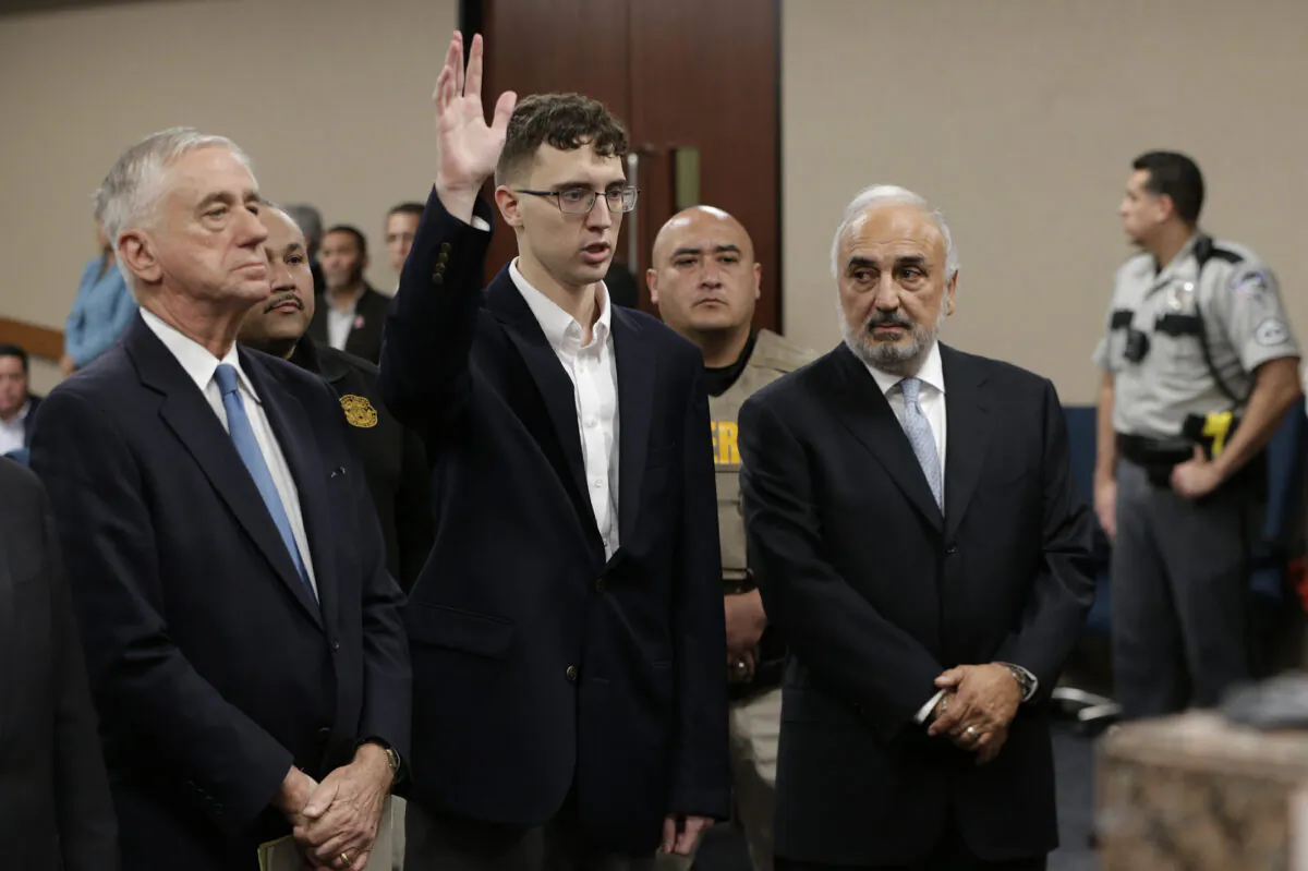 El Paso Walmart shooting suspect Patrick Crusius is arraigned in the 409th state District Court with Judge Sam Medrano presiding on Oct. 10, 2019 (Mark Lambie/The El Paso Times via AP, Pool)