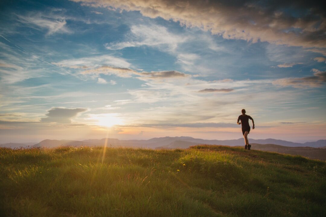 Seeking new paths to travel can keep the sun from setting as quickly, subjectively speaking. (Sander van der Werf/Shutterstock)