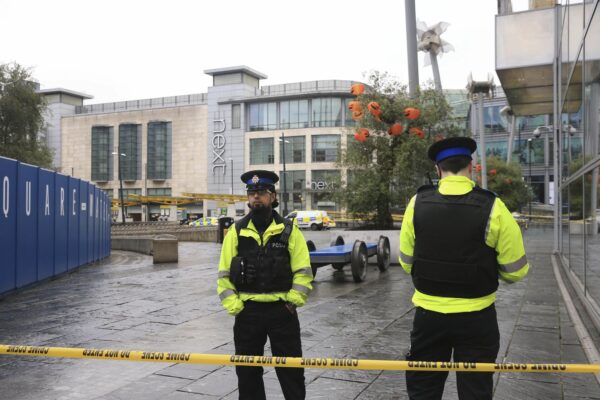UK stabbing shopping mall