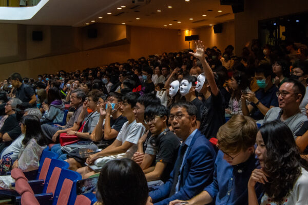 Anti-Government Protests Continue in Hong Kong
