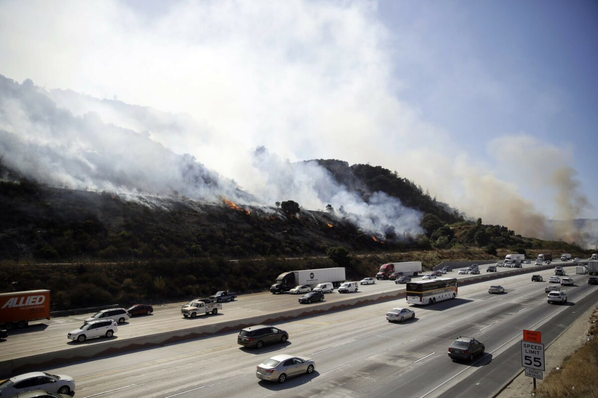 Authorities 3 Deaths Tied To Southern California Wildfires