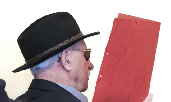 Former Nazi SS Guard, 93, Goes on Trial in Hamburg