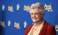 ‘Murder, She Wrote’ Star Angela Lansbury Dies at 96