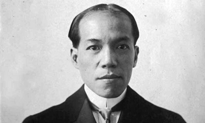Portrait of Liang Qichao in 1910. (minguotupian.com/Public domain)