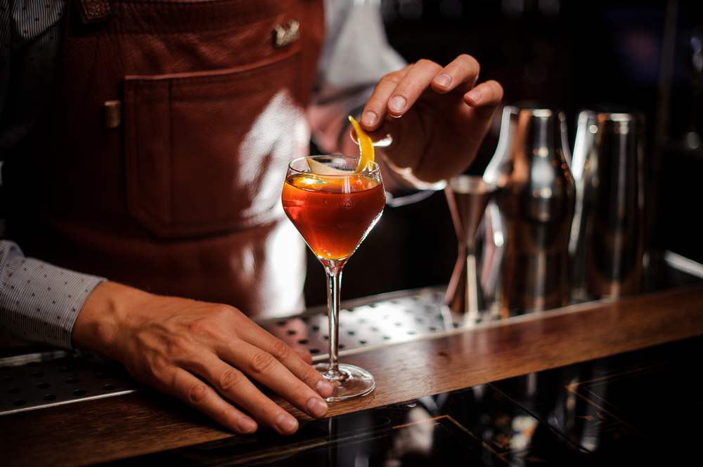 Bars are leaning into the growing sober movement. (Shutterstock)