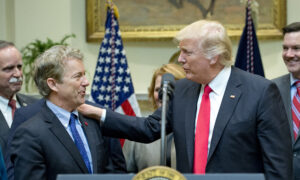 Sen Rand Paul Harassed by Couple While Eating Lunch in California Restaurant