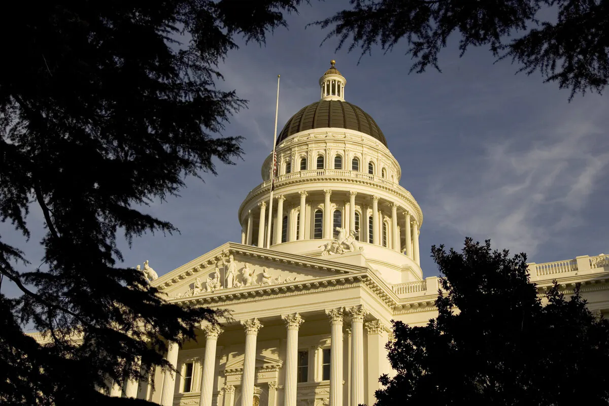 An exterior of the state capitol is shown in Sacramento, Calif., on Jan. 5, 2006. (David Paul Morris/Getty Images)