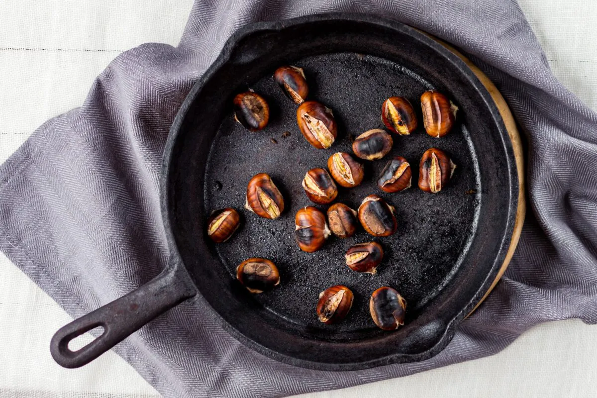 Roasted chestnuts. (Giulia Scarpaleggia and Tommaso Galli)