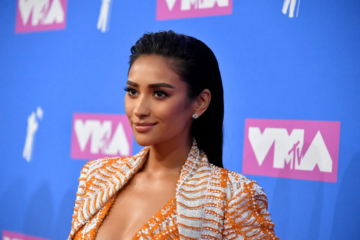 Shay Mitchell attends the 2018 MTV Video Music Awards at Radio City Music Hall in New York City on Aug. 20, 2018. (Mike Coppola/Getty Images for MTV)