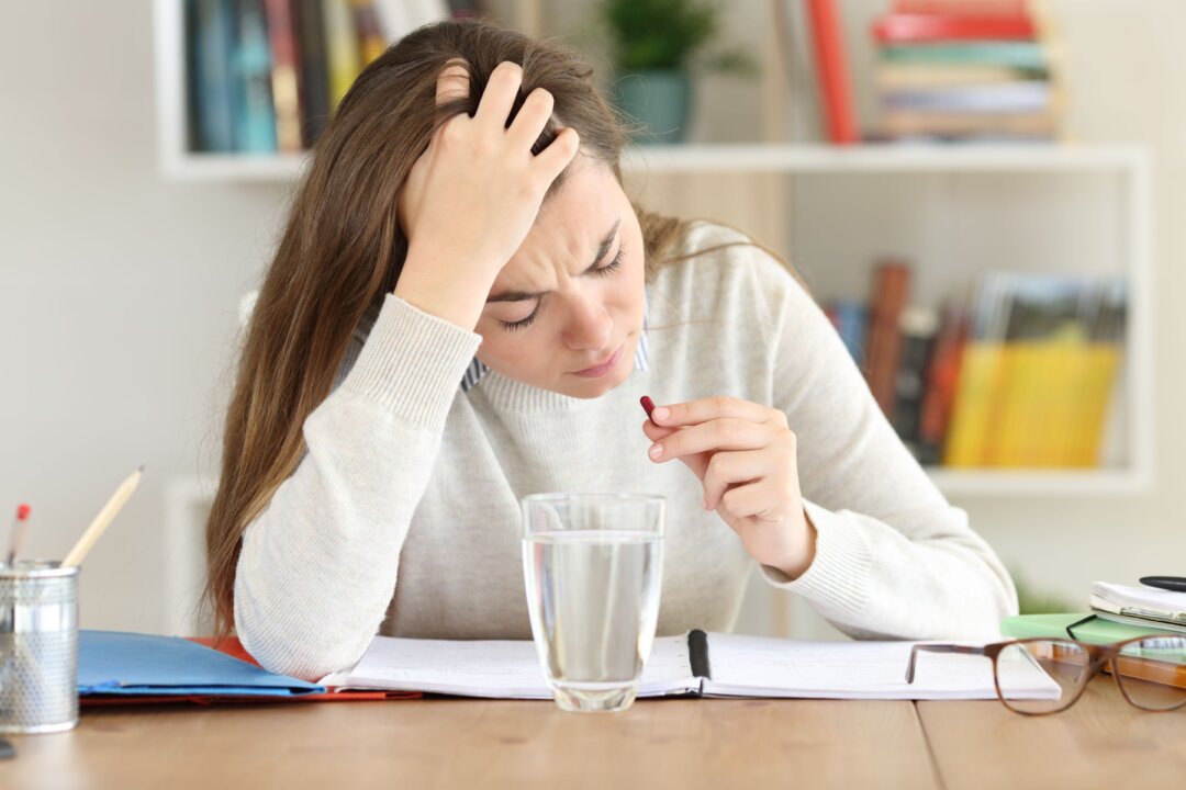 Students are getting their hands on prescription drugs without a prescription. (Antonio Guillem/Shutterstock)