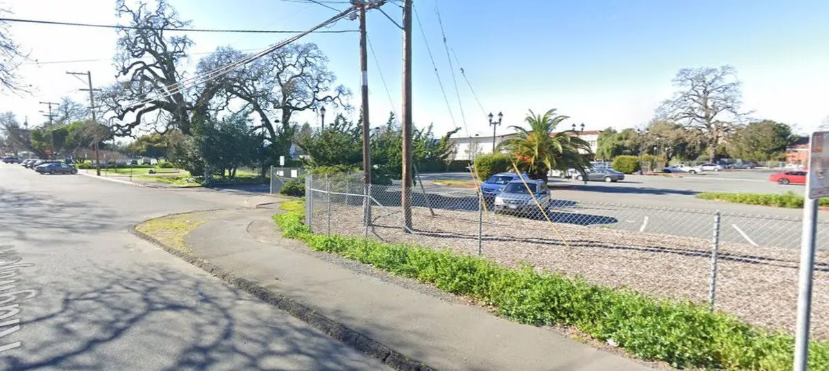 One person was hurt in an apparent shooting at a high school in Santa Rosa, California, on Tuesday. (Google Maps)