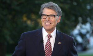 Energy Secretary Perry: Trump, Giuliani, and Sondland Never Mentioned Bidens, Burisma