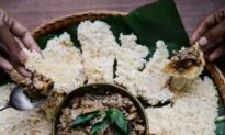 Special Crispy Rice With Prawn and Pork (Bay Kdaing Pises)