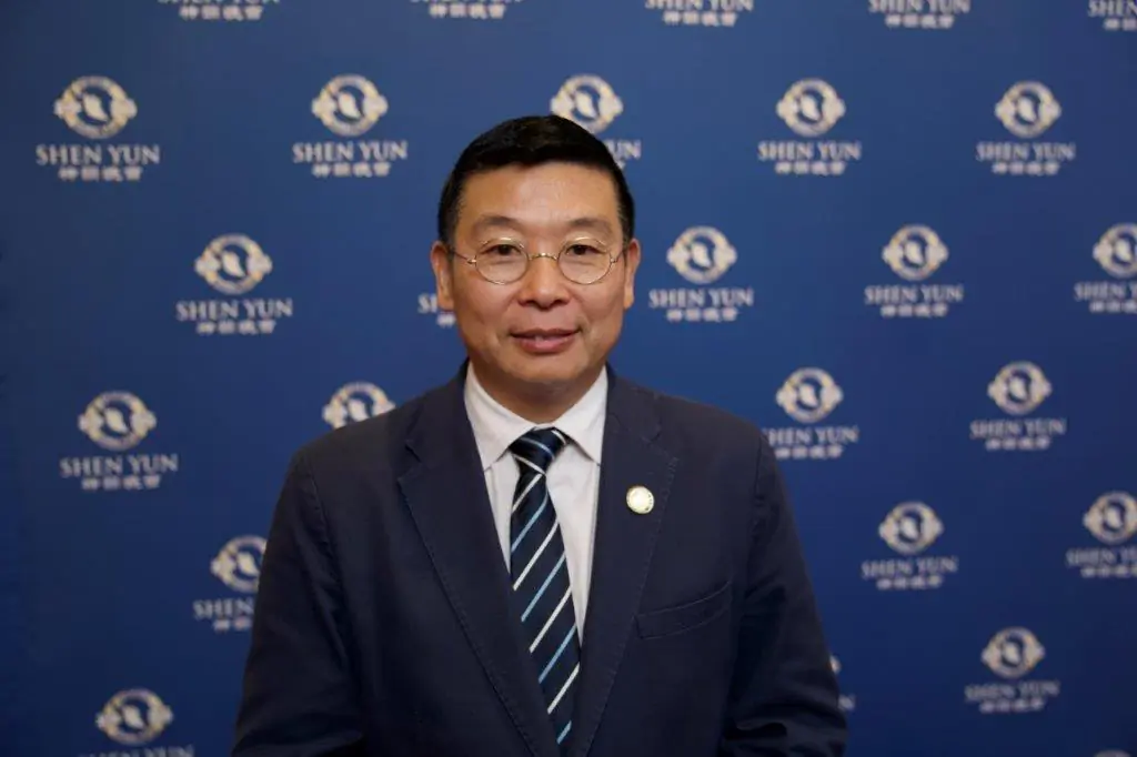 Yang Jianli flew in from Washington to Boston to see Shen Yun Symphony Orchestra at the Boston Symphony Hall on Oct. 25, 2019. (NTD Television)