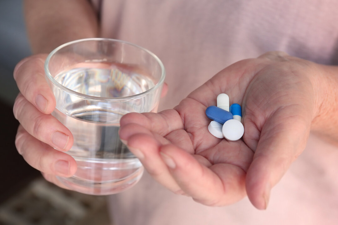 A study by University of California finds oral antibiotics may reduce exercise. (Illustration - Shutterstock)