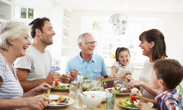 At the dinner table, bonds are strengthened and memories are made. (Shutterstock)