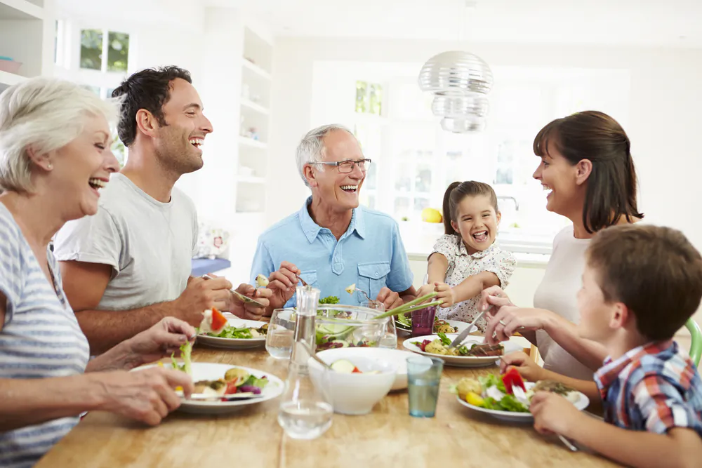 There are natural and simple ways to avoid acid reflux. (Shutterstock)