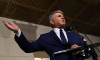 Rules to Stop China Buying Sophisticated US Tech Must Move Faster: Lawmaker