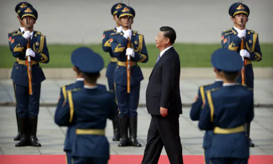 Key Beijing Conclave Emphasizes Xi’s Leadership, Hints at Tough Stance on Hong Kong