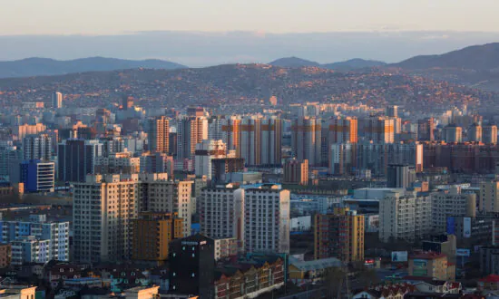 Mongolia Arrests 800 Chinese Citizens in Cybercrime Probe
