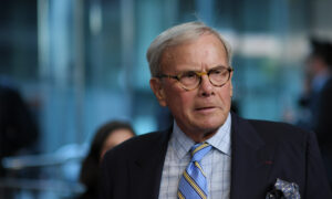 Tom Brokaw Suggests Democrats Don't Have 'the Goods' to Impeach Trump