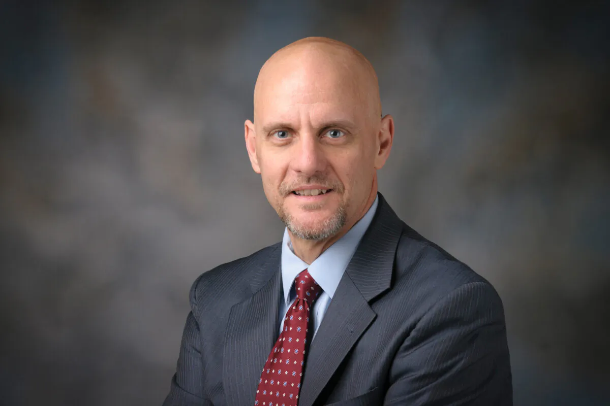 This 2014 photo provided by The University of Texas MD Anderson Cancer Center shows Stephen Hahn. (The University of Texas MD Anderson Cancer Center via AP)