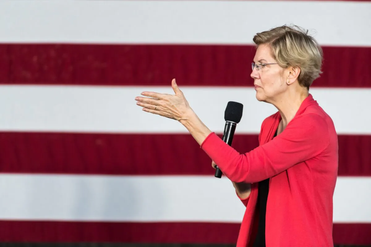 Democratic presidential candidate, Sen. Elizabeth Warren (D-Mass.) speaks to a crowd in Florence, South Carolina on Oct. 26, 2019. (Sean Rayford/Getty Images)
