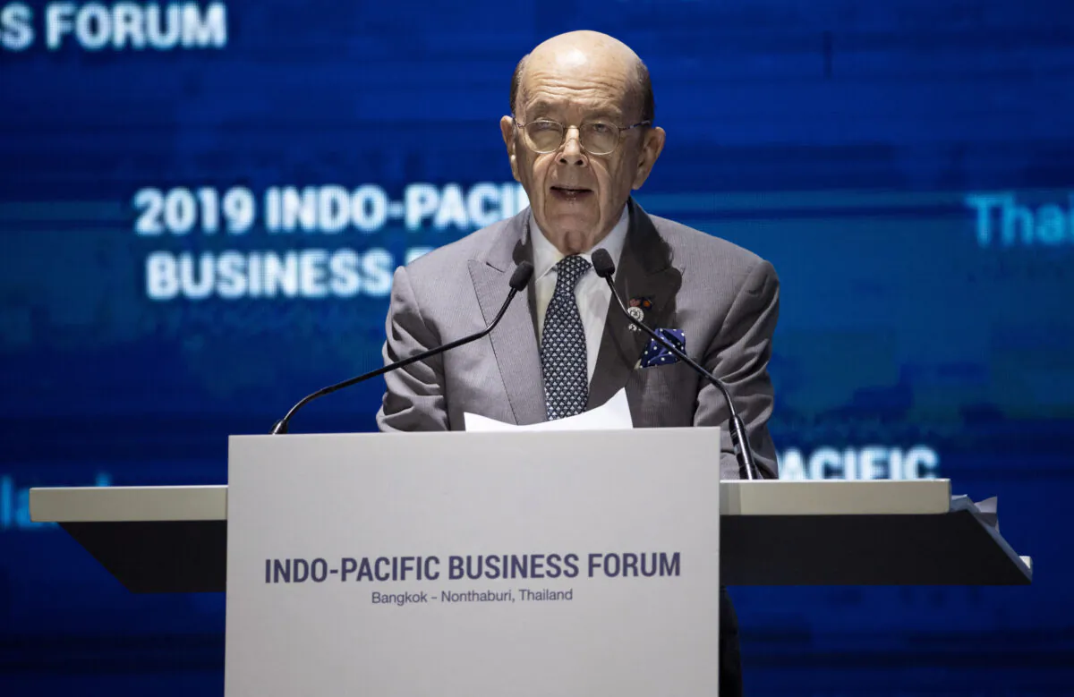 U.S. Secretary of Commerce Wilbur Ross delivers a speech in Indo-Pacific Business Forum Nonthaburi, Thailand on Nov. 4, 2019. (Sakchai Lalit/AP)