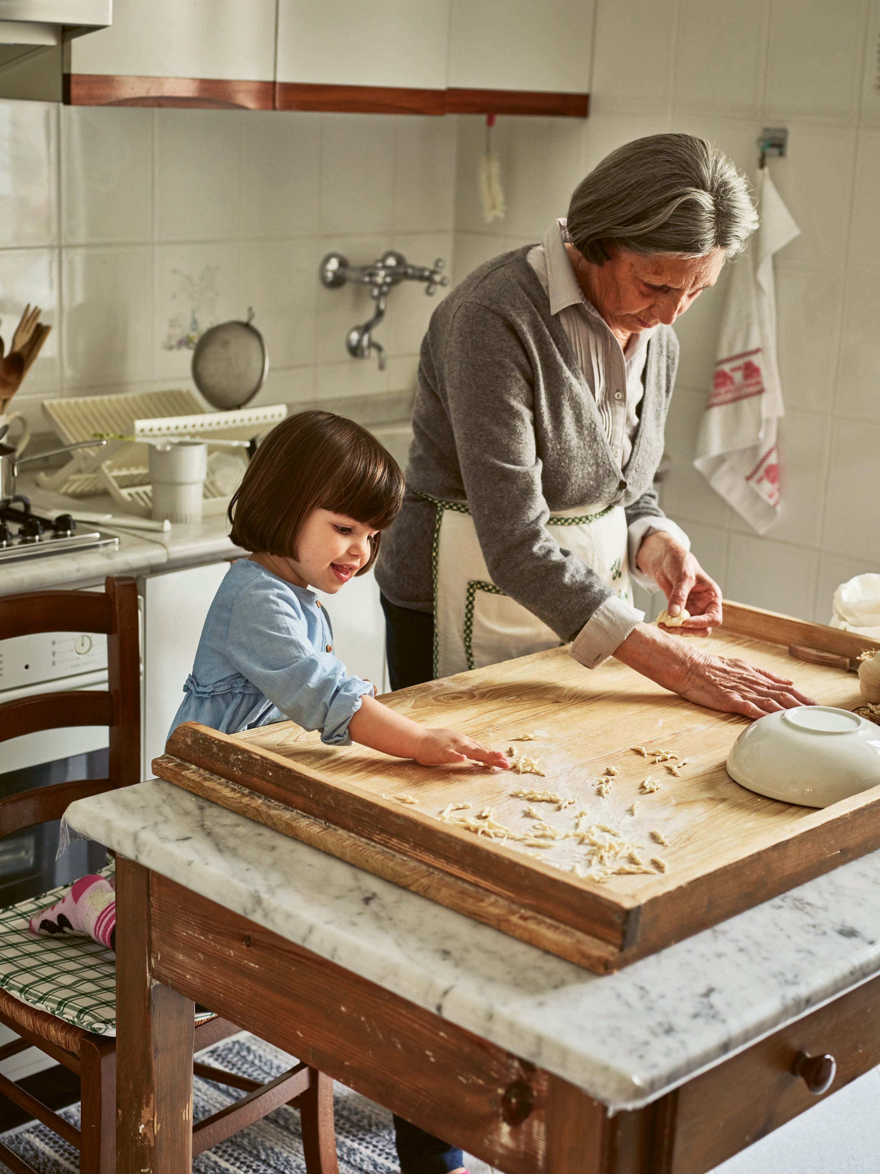 Meet The Pasta Grannies The Italian Nonnas Saving Handmade Pasta One Youtube Video At A Time