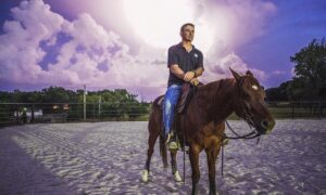How Horses Are Helping Combat Veterans Adjust to Civilian Life