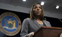 New York Asks Court to Overturn Order Blocking COVID-19 Vaccine Mandate for Health Care Workers