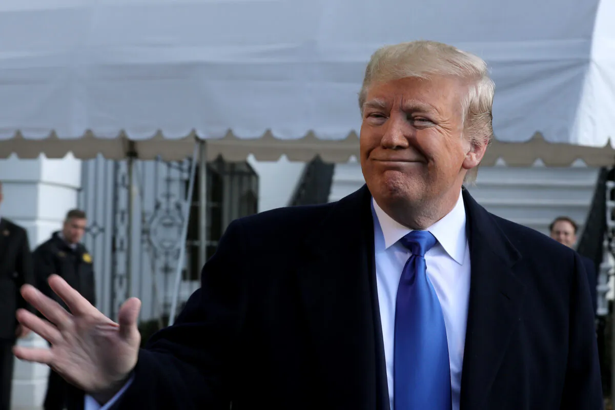 U.S. President Donald Trump talks to reporters before boarding Marine One and departing the White House in Washington, on Nov. 08, 2019. (Chip Somodevilla/Getty Images)