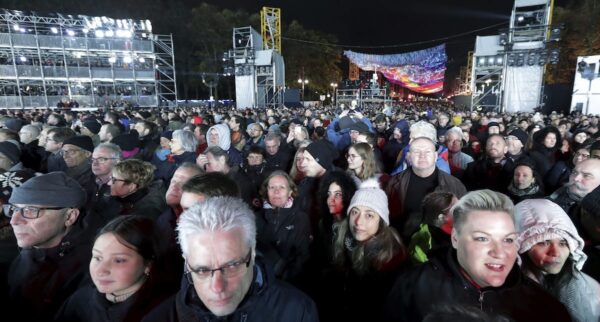 germany-reunification-03-1200x643