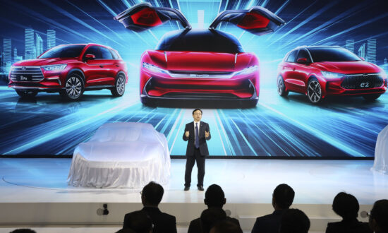 China’s Auto Sales Fall 5.8% in October
