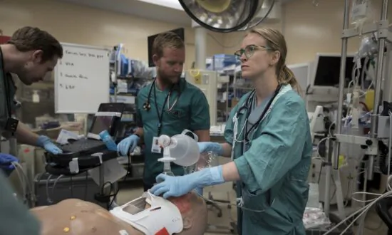 Alberta Bill to Protect Doctors’ Conscience Rights Draws Praise, Criticism