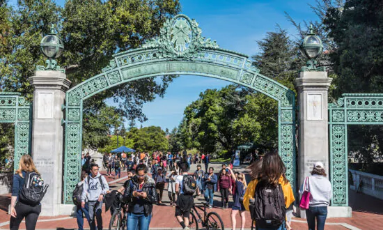 CCP Has Donated $3 Billion to US Universities, but Experts Say It’s Tip of Iceberg