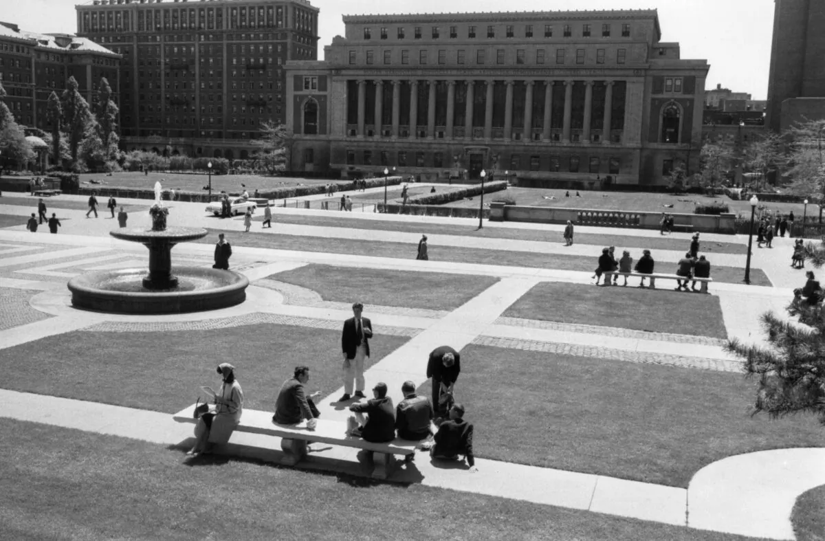 Columbia University in New York on May 10, 1962. (Photo by William Lovelace/Express/Getty Images)
