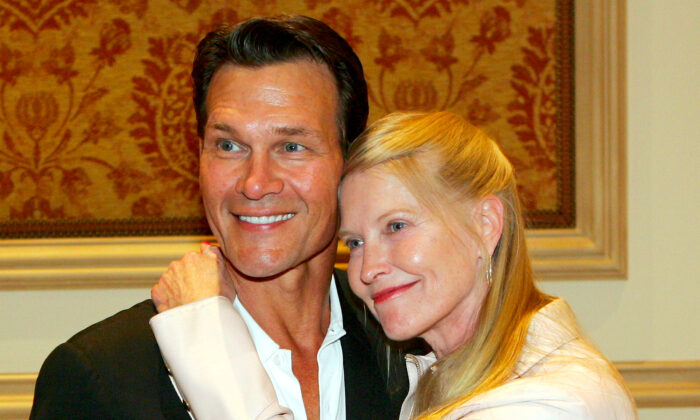 Patrick Swayzes Wife Remembers Her ‘true Hero Hubby 10 Years After His Untimely Death The