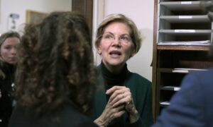 Warren Says She'd Wait Until 3rd Year in Office to Implement Medicare for All