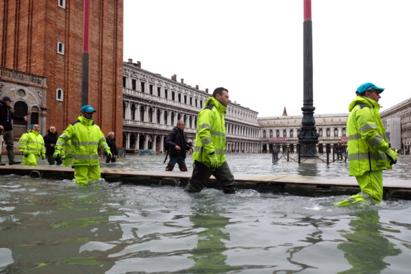 severe flooding in Venice